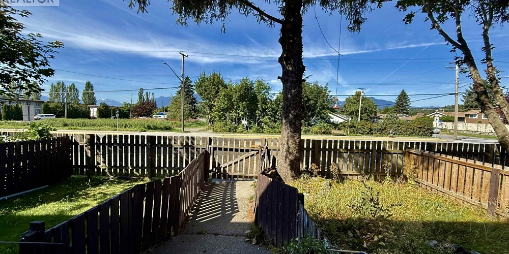 117 3530 KALUM STREET Terrace Photo 23 117 3530 KALUM STREET Terrace Photo 23